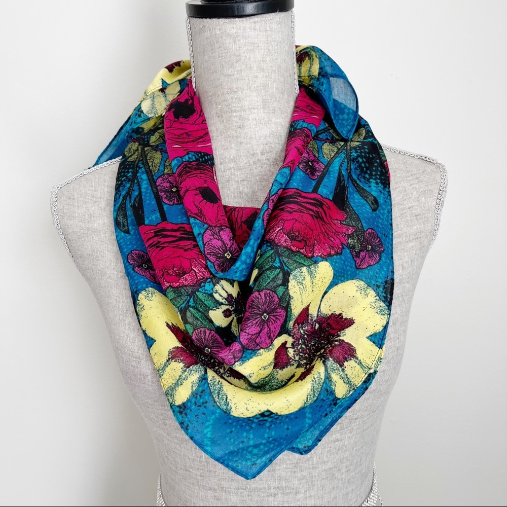 Claire’s Scarf Floral Print Vibrant Colorful Bold